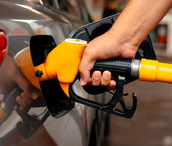 Nuevo aumento golpea la economía y pone en alerta al sector transporte