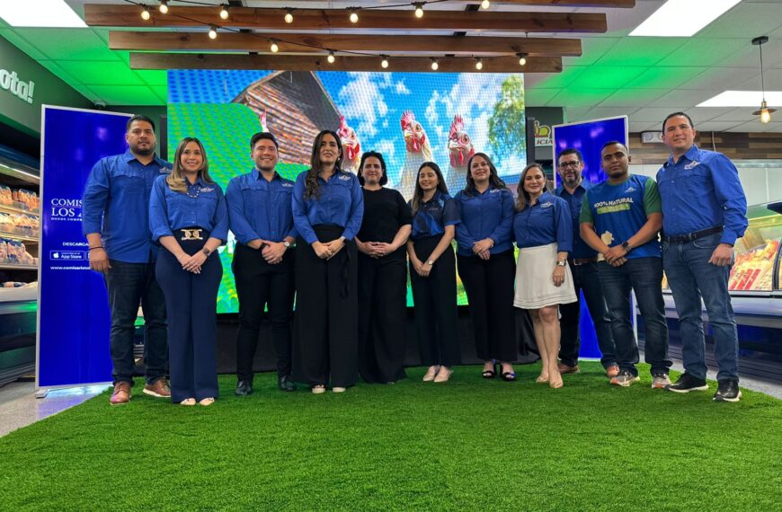 Pollo Norteño® presenta su nueva línea 100 % natural de pollo de libre pastoreo.