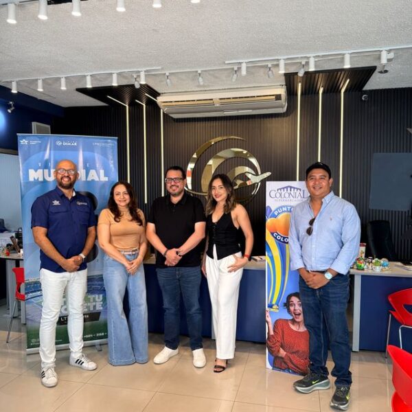 Supermercados Colonial realizó la entrega oficial a ganadores de la campaña “Viví la Pasión con Colonial”,