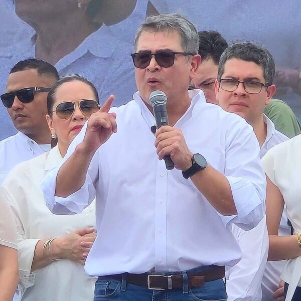 Sociólogo Julio Navarro analiza el mensaje de JOH y el panorama interno del Partido Nacional