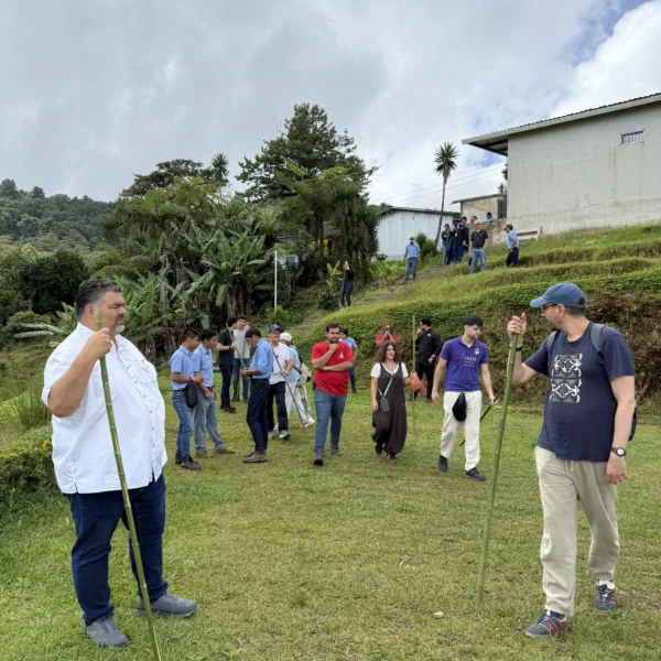 SUPERMERCADOS COLONIAL VISITA AL MERENDON