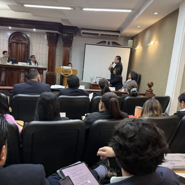 CNA realiza simulacros de juicios orales sobre casos emblemáticos de corrupción con futuros abogados