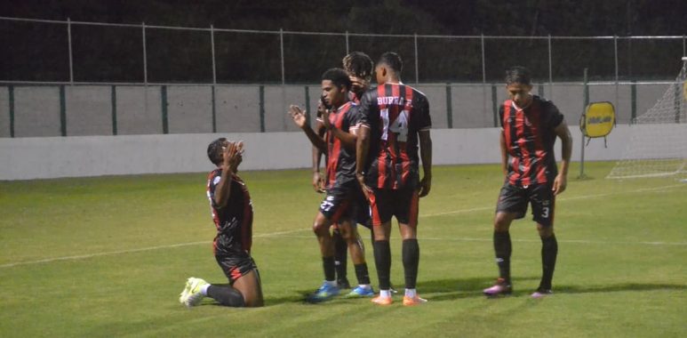 INDEPENDIENTE HACE HISTORIA: logra su primera victoria en Liga Hondubet y sacude la jornada 2