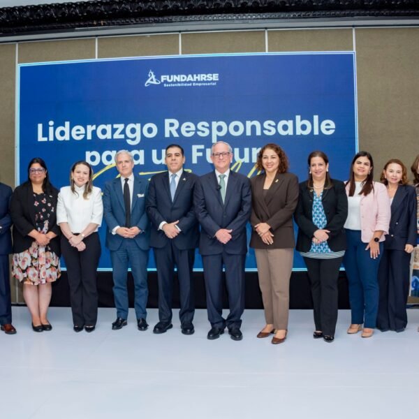 FUNDAHRSE promueve el liderazgo responsable para construir un futuro sostenible