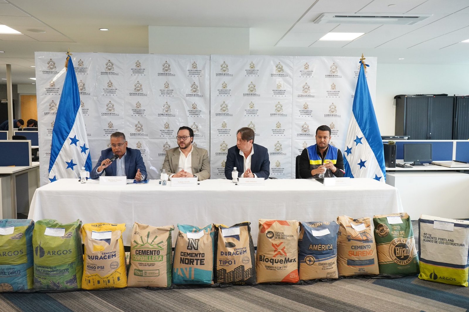 Nuevo reglamento del cemento entra en vigor en Honduras y exige registro para su comercialización